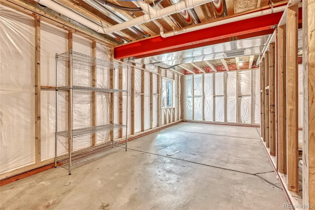 4716 Jasper Street Denver CO 80239
