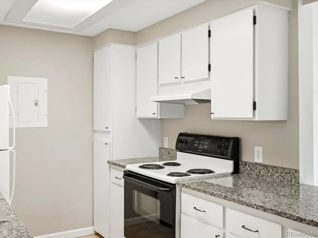 2929 W Floyd Avenue Denver CO 80236