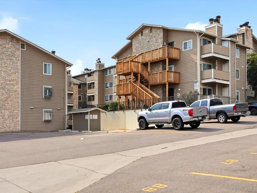 2929 W Floyd Avenue Denver CO 80236
