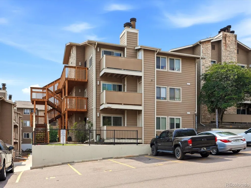 2929 W Floyd Avenue Denver CO 80236