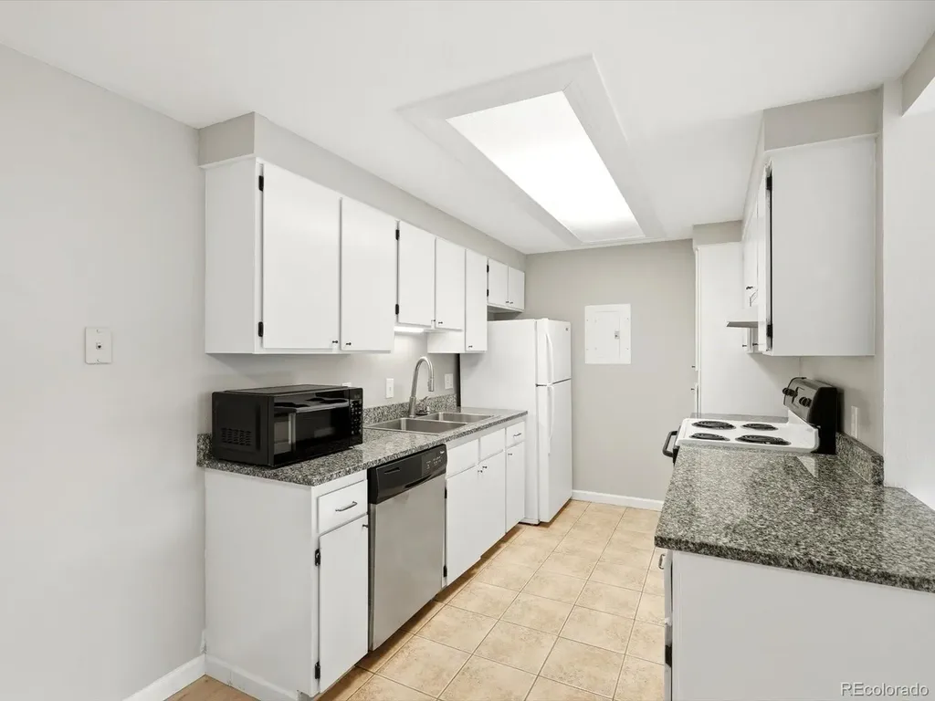 2929 W Floyd Avenue Denver CO 80236