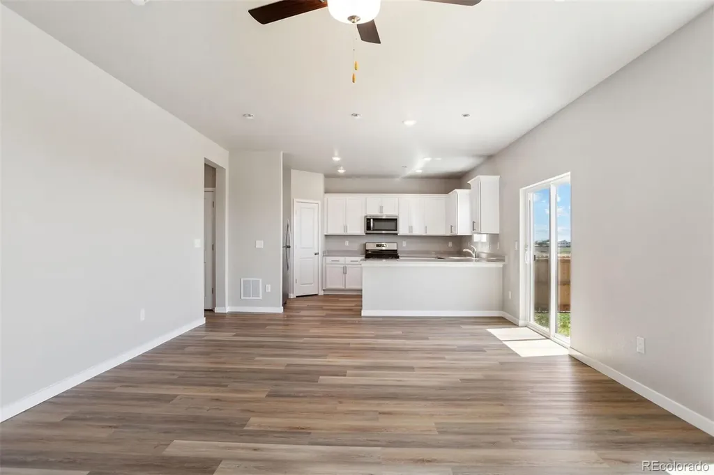 48205 Shetland Drive Bennett CO 80102