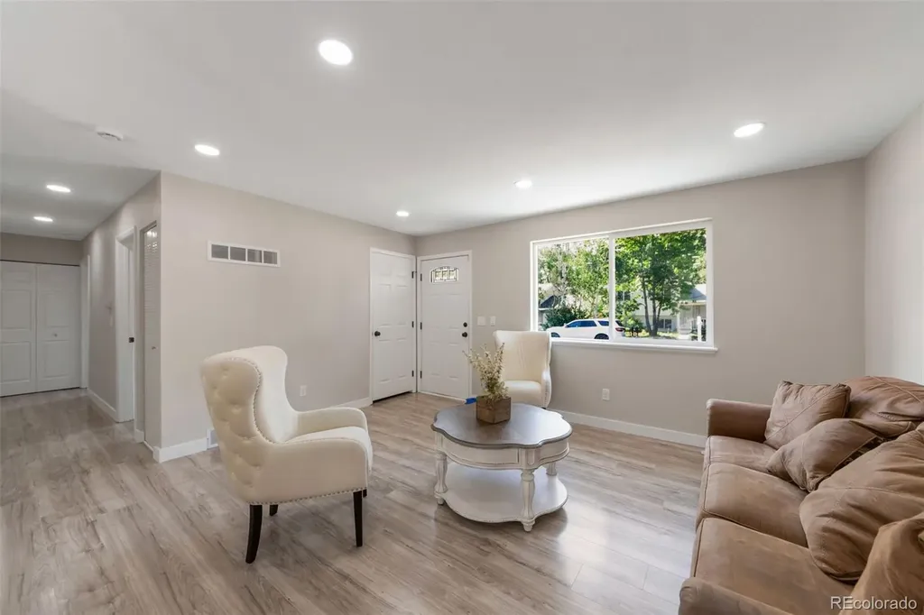 18949 W 60th Place Golden CO 80403
