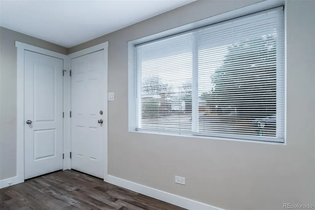 1870 W Mosier Place Denver CO 80223