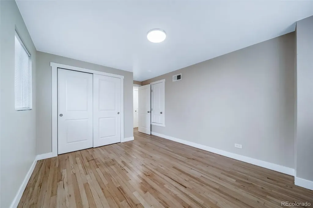 1870 W Mosier Place Denver CO 80223
