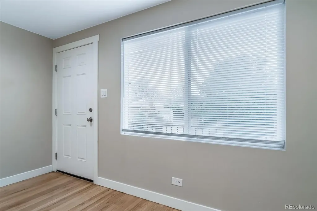 1870 W Mosier Place Denver CO 80223