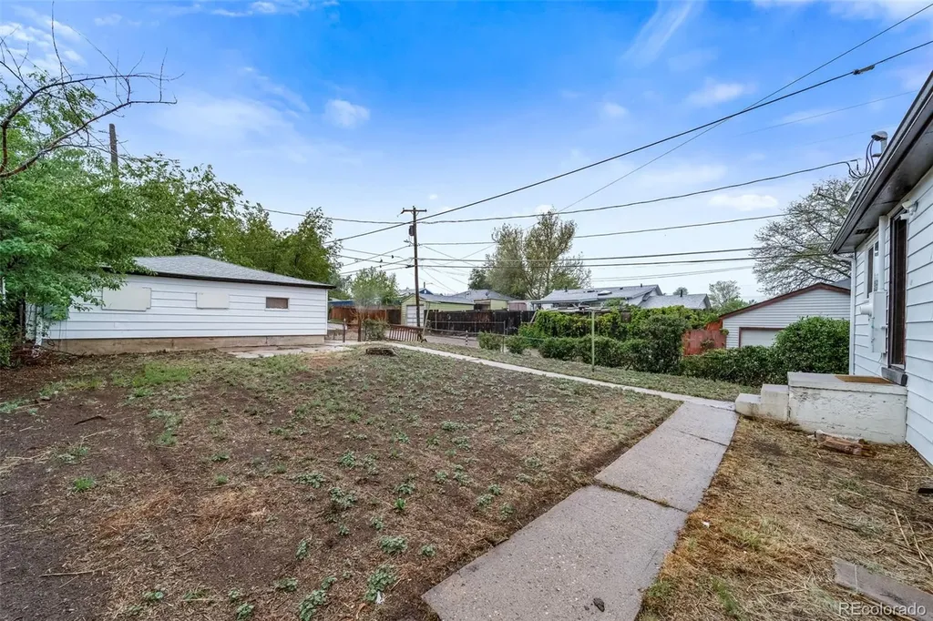 1870 W Mosier Place Denver CO 80223