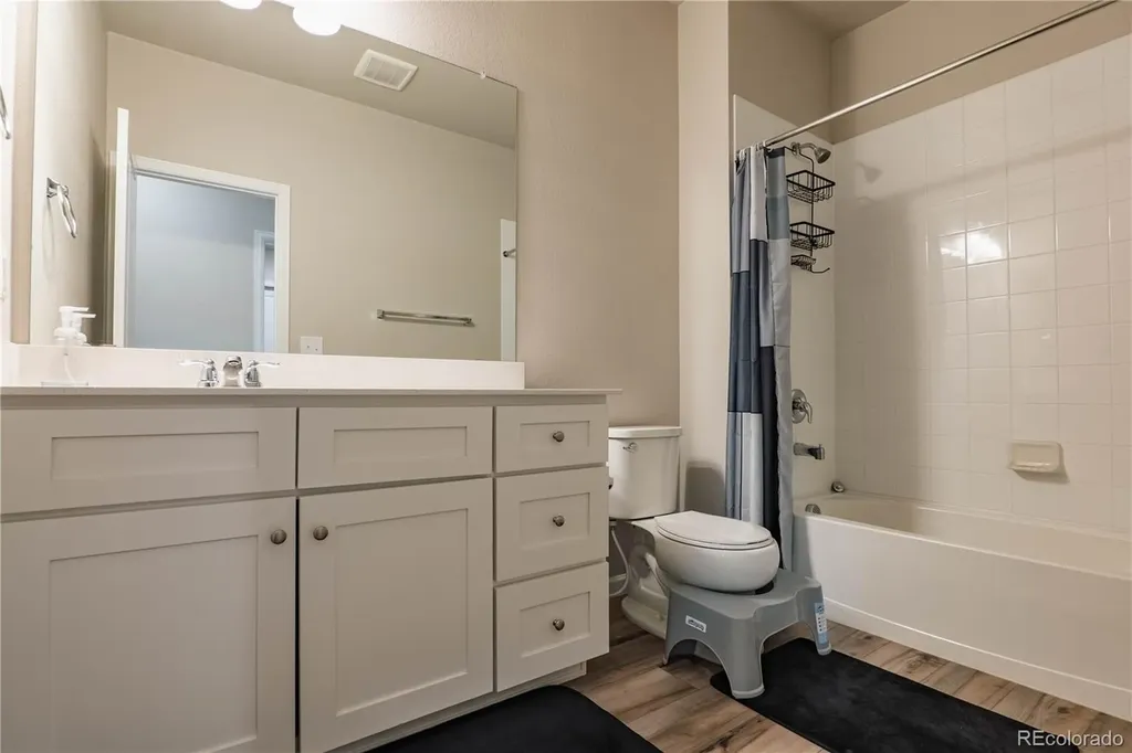 1981 S Poplar Denver CO 80224