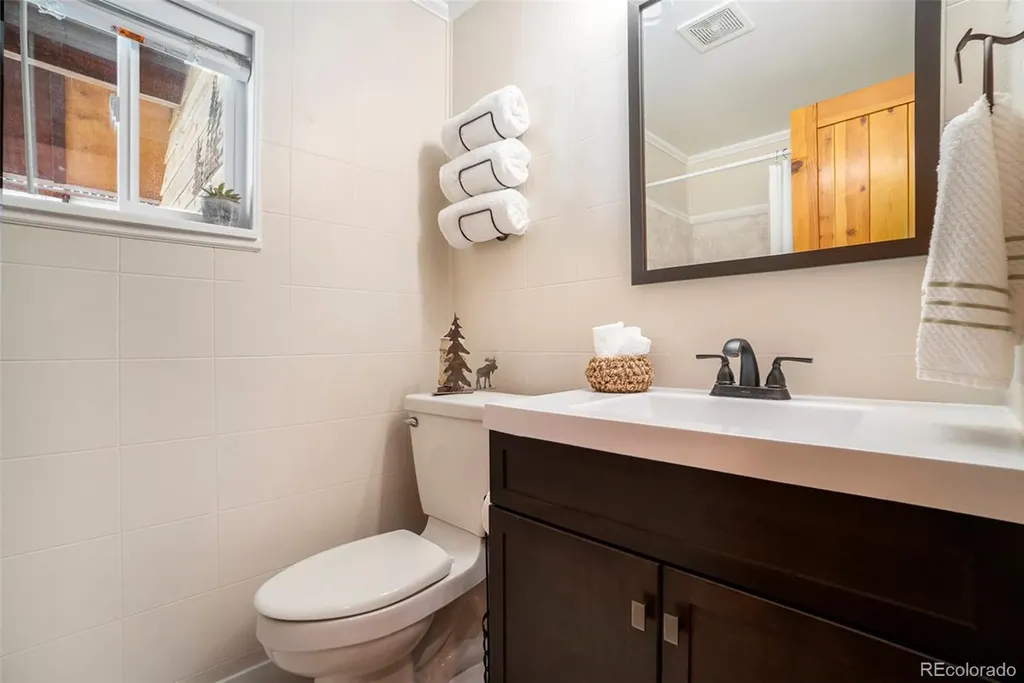 148 Big Pine Lane Drake CO 80515