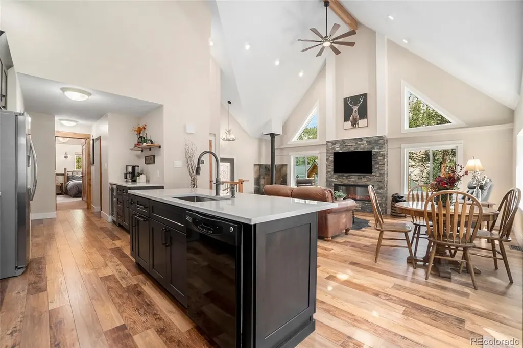 148 Big Pine Lane Drake CO 80515