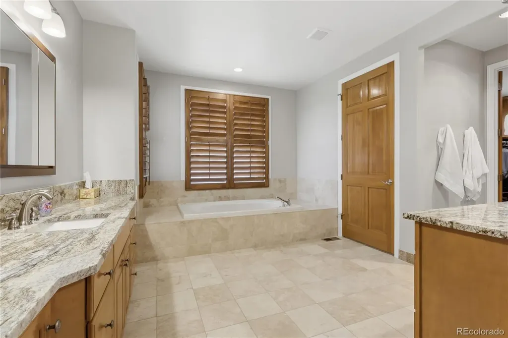6732 Vista Lodge Loop Castle Pines CO 80108