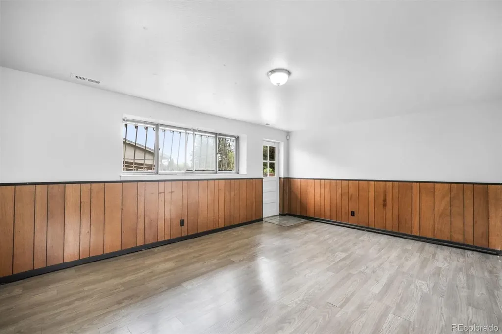 2712 Arlington Drive Colorado Springs CO 80910