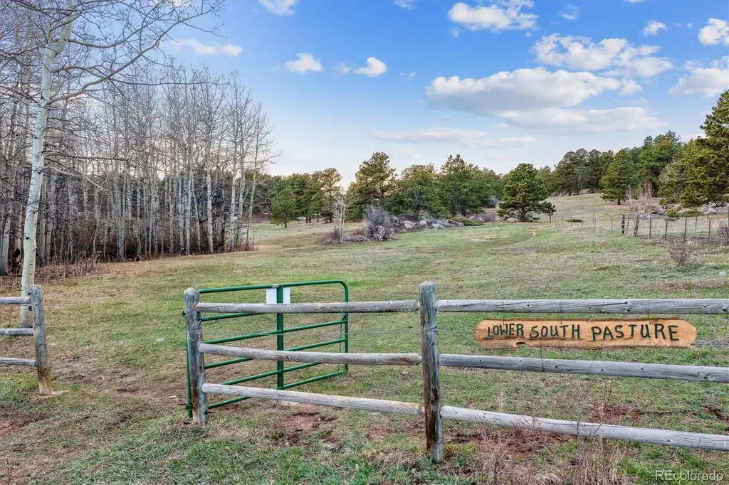 Rock Lake Road Ward CO 80481