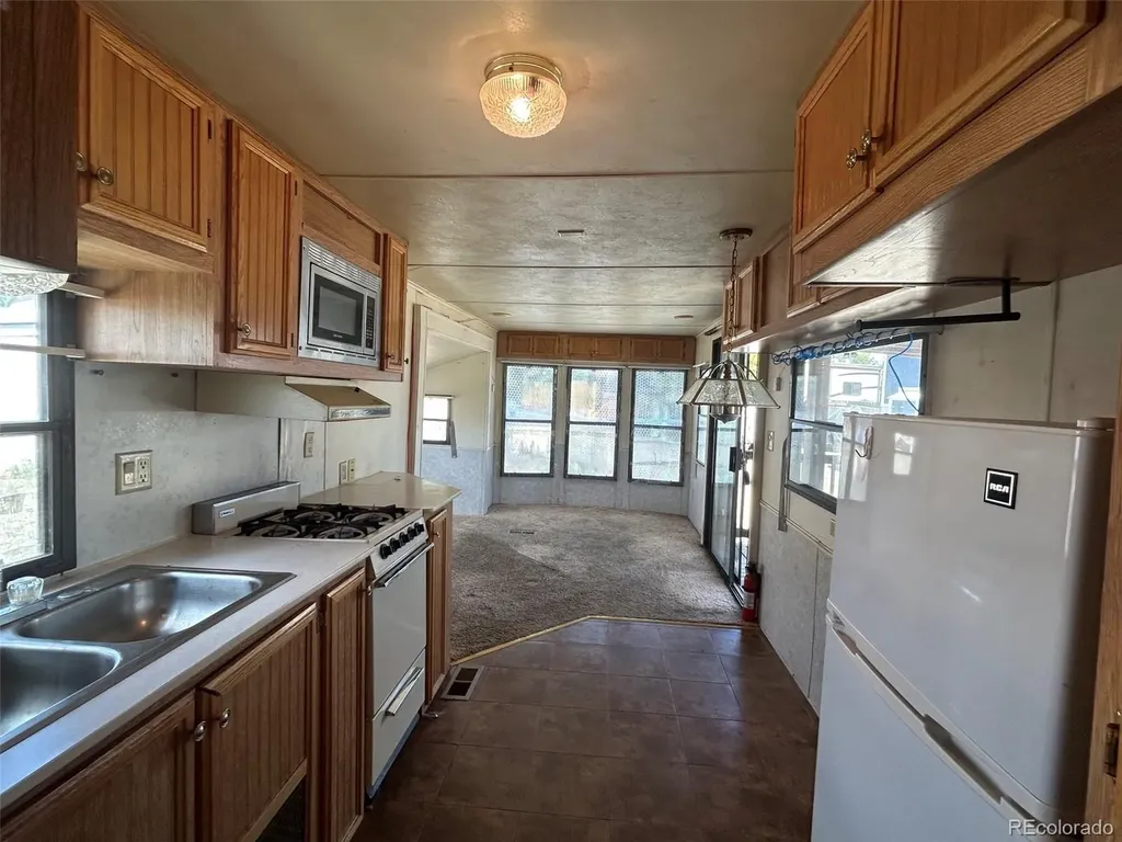 10795 County Road 197a Nathrop CO 81236