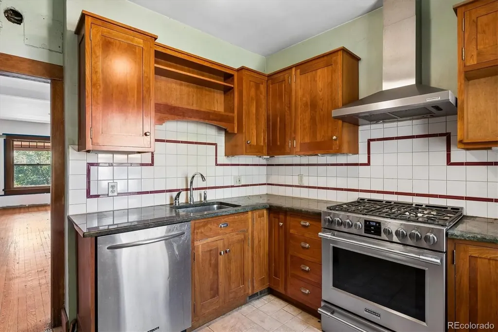 4271 Green Court Denver CO 80211
