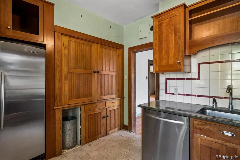 4271 Green Court Denver CO 80211