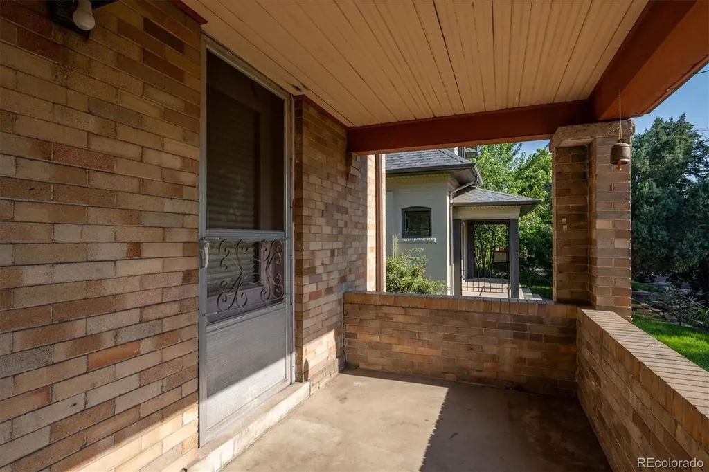 4271 Green Court Denver CO 80211