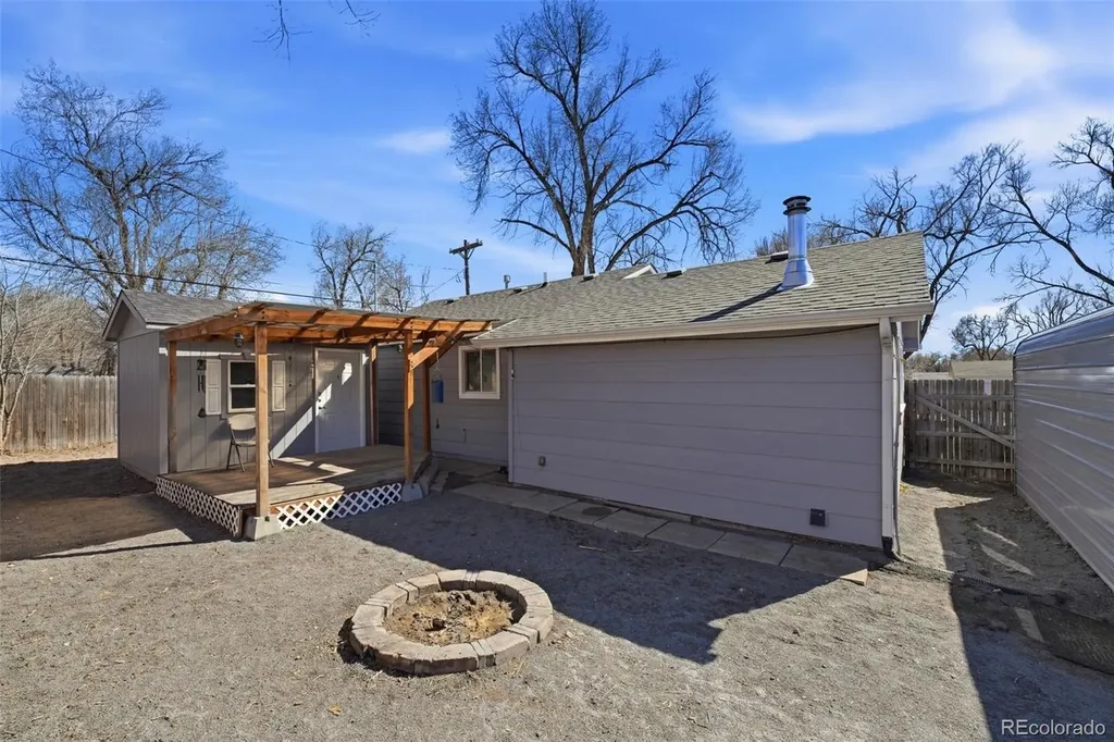 2314 E Monument Street Colorado Springs CO 80909