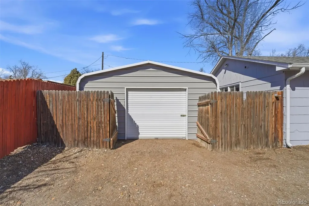 2314 E Monument Street Colorado Springs CO 80909