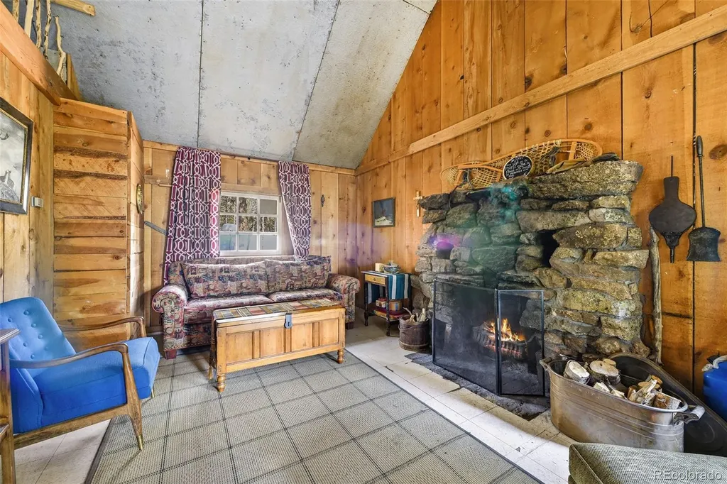 114 Mt Powderhorn Lane Florissant CO 80816