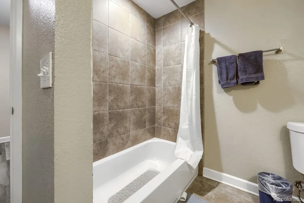 5087 S Tempe Way Aurora CO 80015