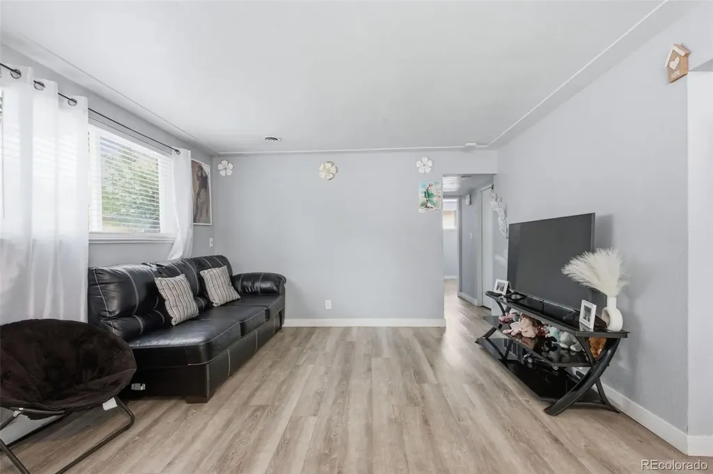 1164-1168 Dallas Street Aurora CO 80010