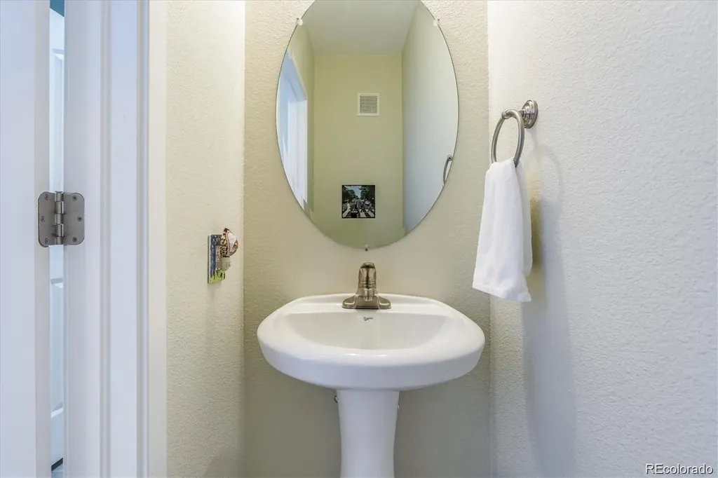 10176 Park Meadows Drive Lone Tree CO 80124