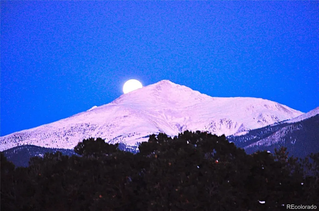 7378 Heavenly View Parkway Salida CO 81201