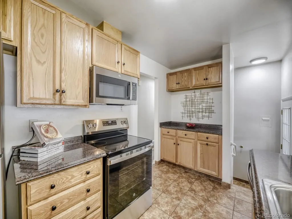 1015 W Longview Avenue Littleton CO 80120