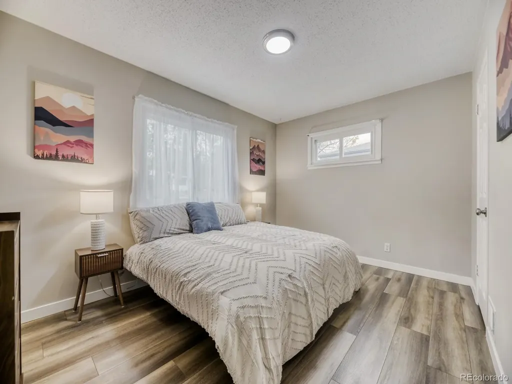 1015 W Longview Avenue Littleton CO 80120