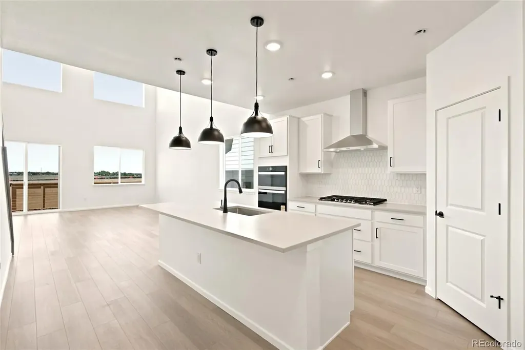 6757 Utica Avenue Longmont CO 80504