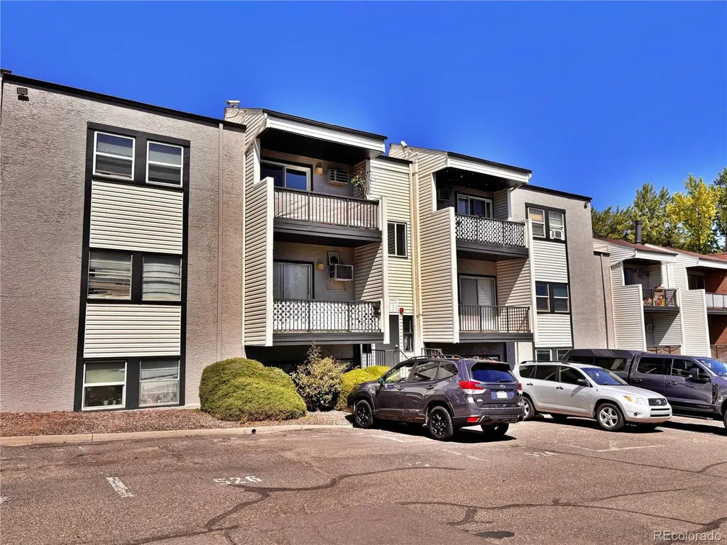 501 Golden Circle Golden CO 80401