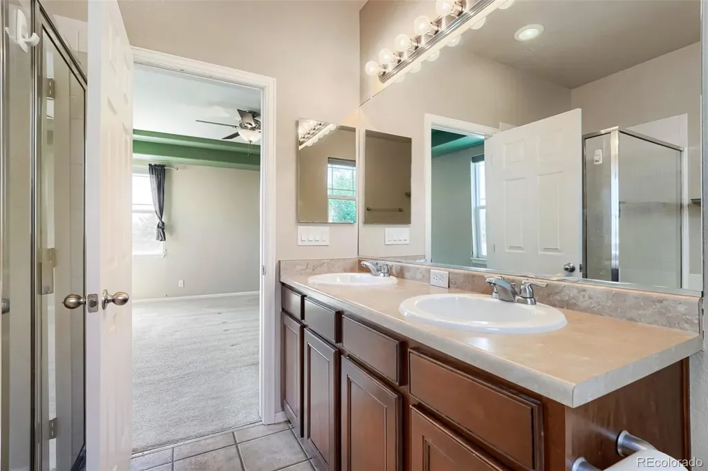 25107 E Canal Place Aurora CO 80018