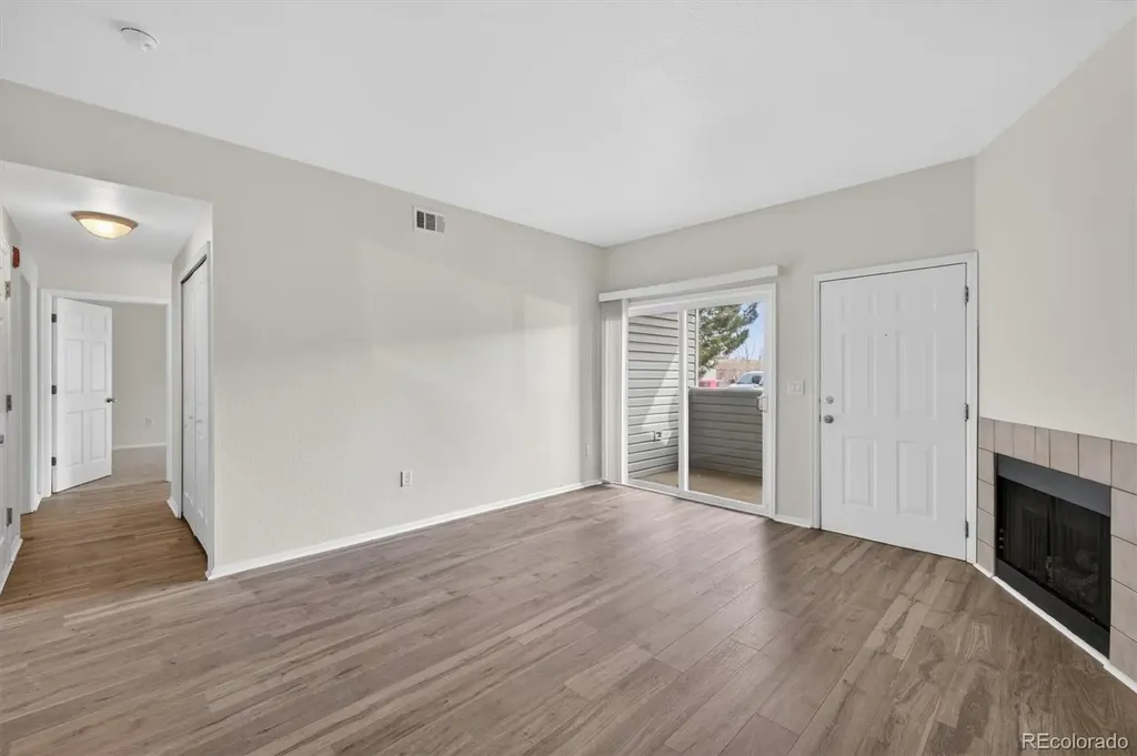 911 S Zeno Way Aurora CO 80017