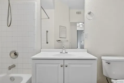 911 S Zeno Way Aurora CO 80017