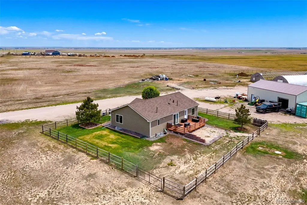 59520 E 64th Avenue Strasburg CO 80136