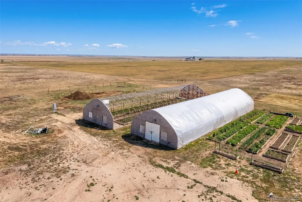 59520 E 64th Avenue Strasburg CO 80136