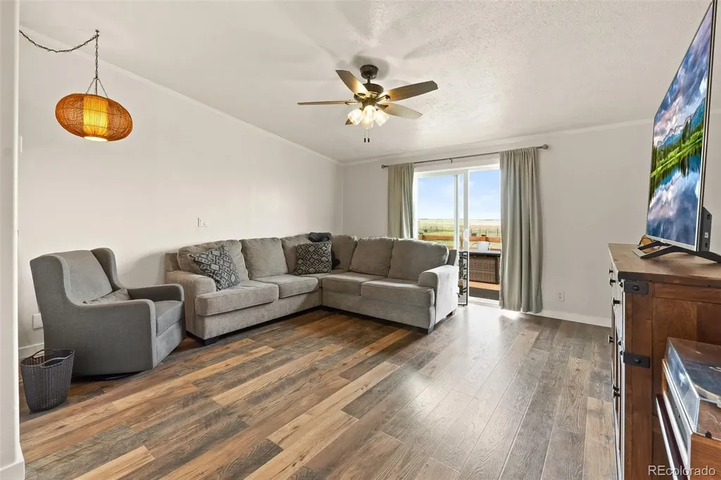 59520 E 64th Avenue Strasburg CO 80136