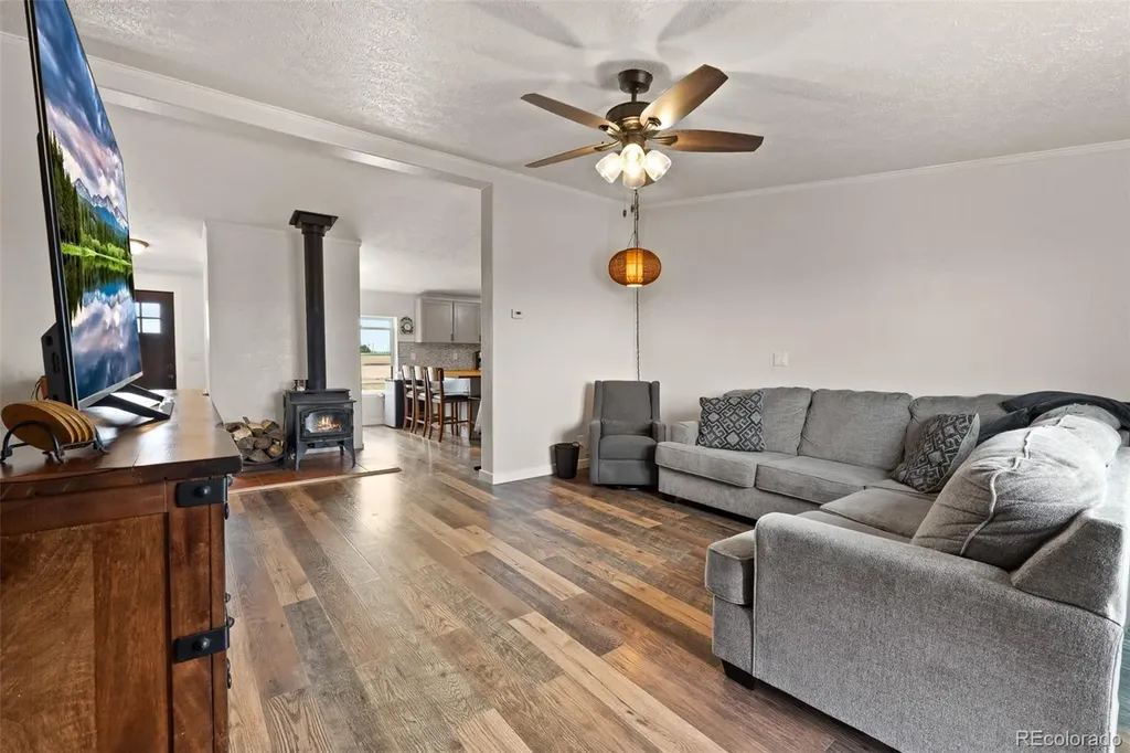 59520 E 64th Avenue Strasburg CO 80136