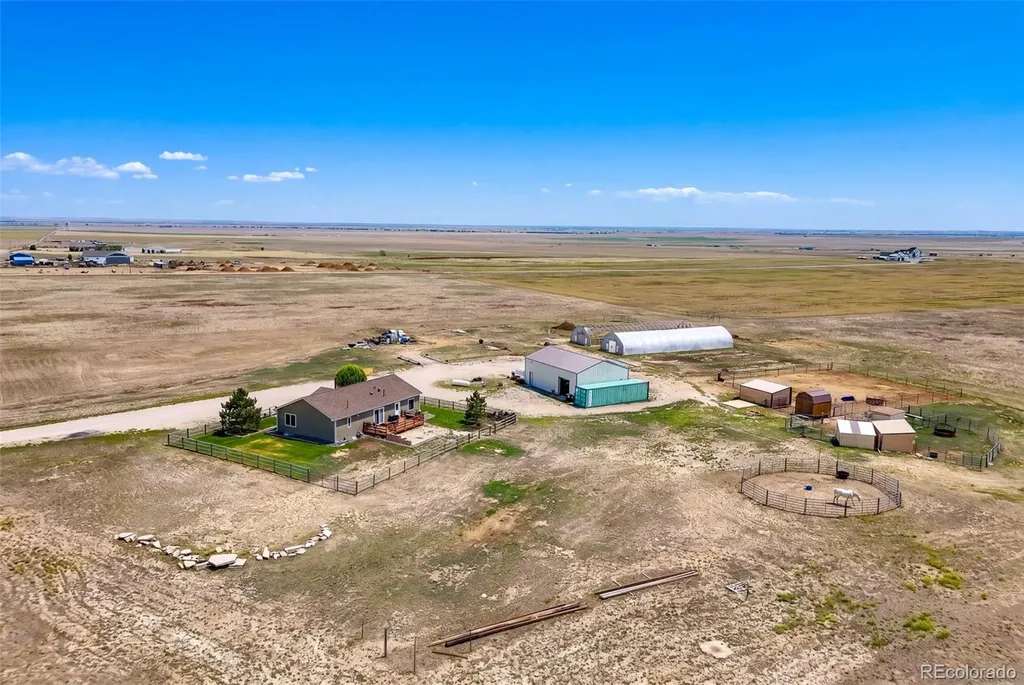 59520 E 64th Avenue Strasburg CO 80136
