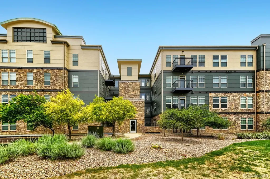 13456 Via Varra Broomfield CO 80020