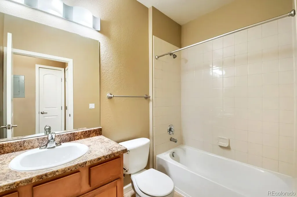 13456 Via Varra Broomfield CO 80020