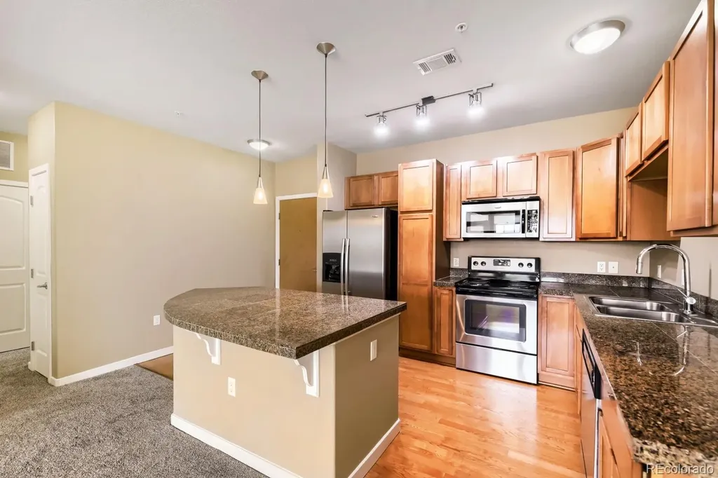 13456 Via Varra Broomfield CO 80020