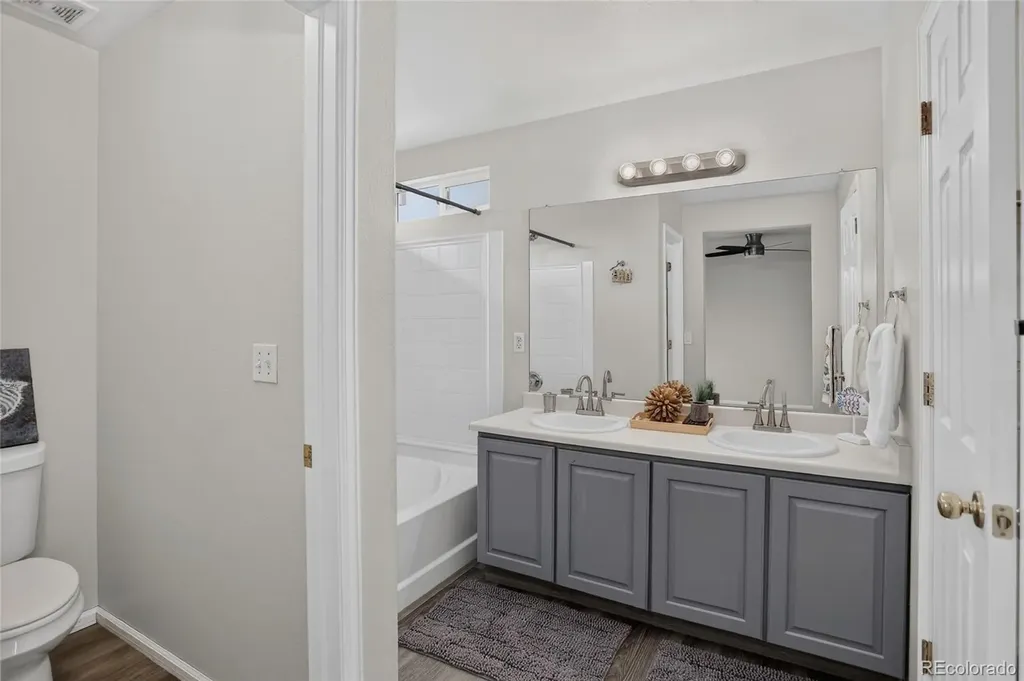 11421 Ebony Street Longmont CO 80504
