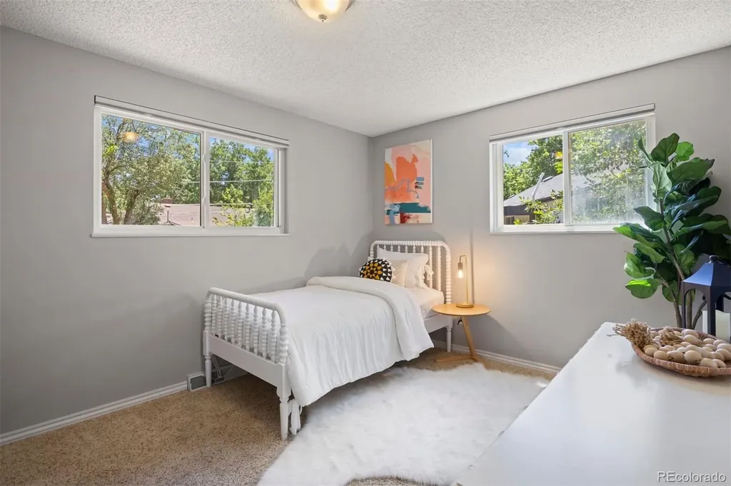 1822 S Olive Street Denver CO 80224