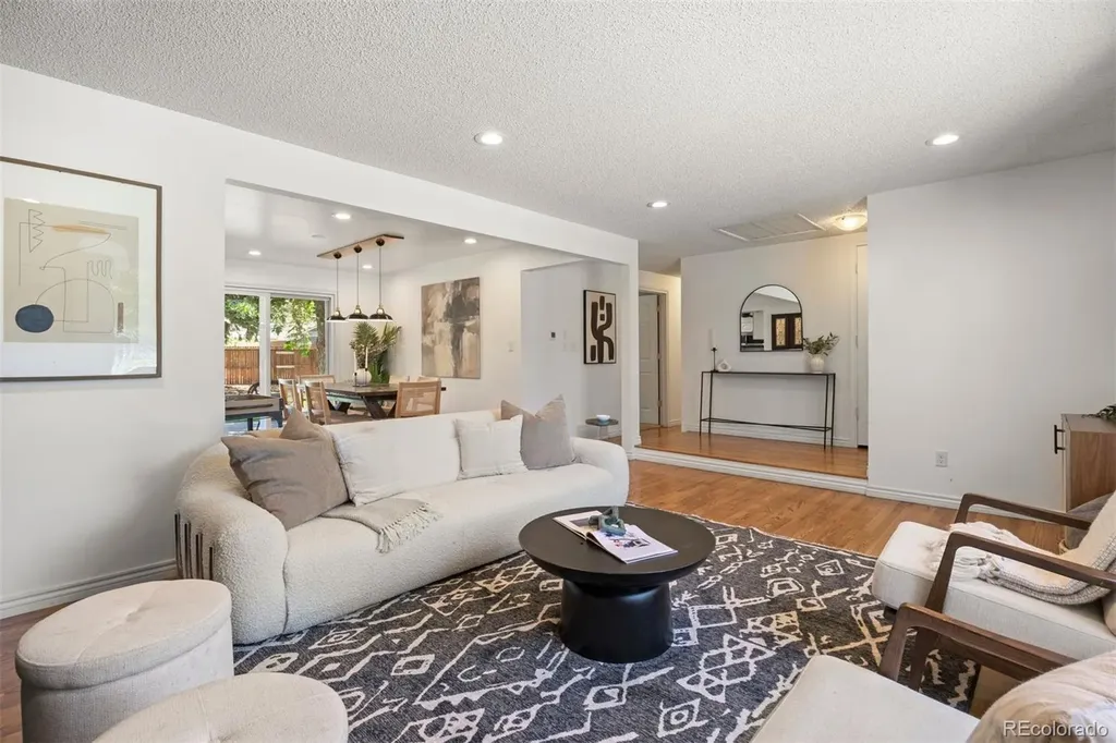 1822 S Olive Street Denver CO 80224
