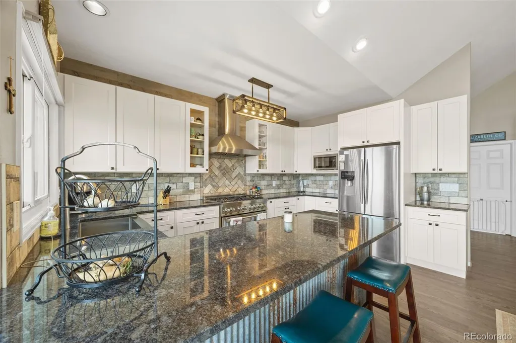 41920 Valley View Court Elizabeth CO 80107