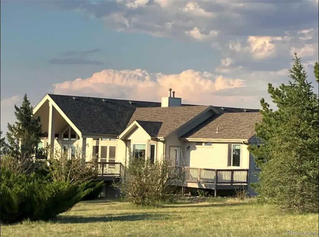 41920 Valley View Court Elizabeth CO 80107