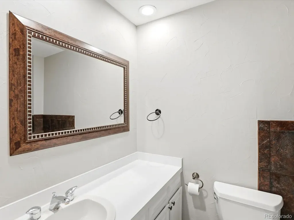 12379 E Bates Circle Aurora CO 80014