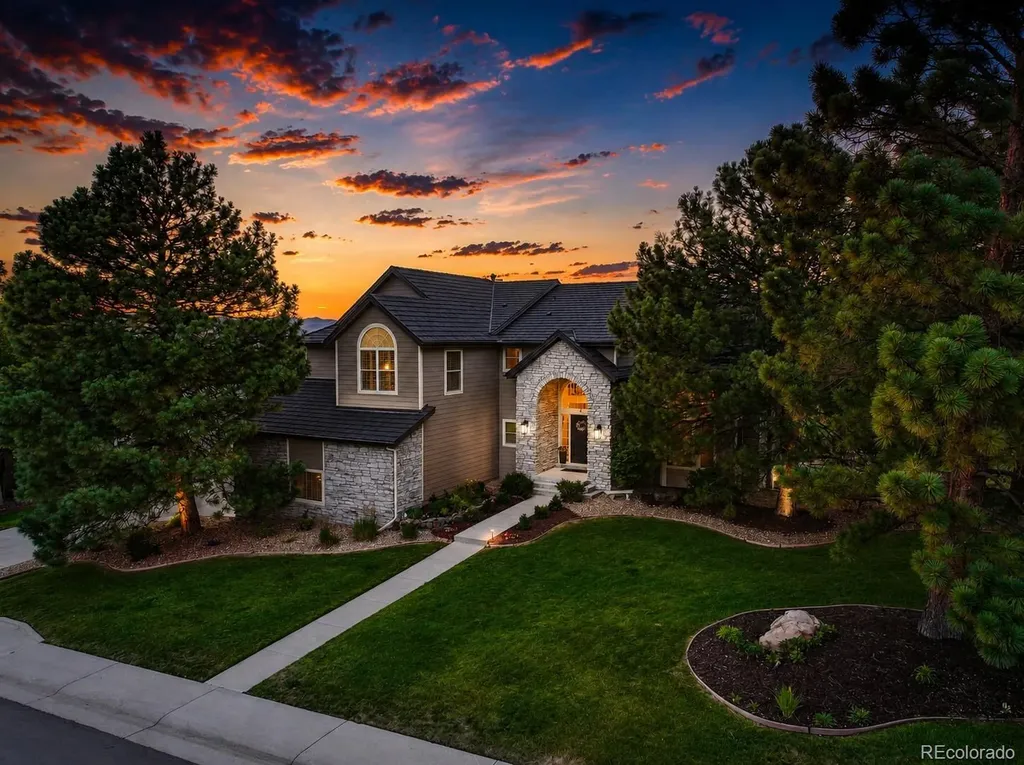 4 Red Tail Drive Highlands Ranch CO 80126